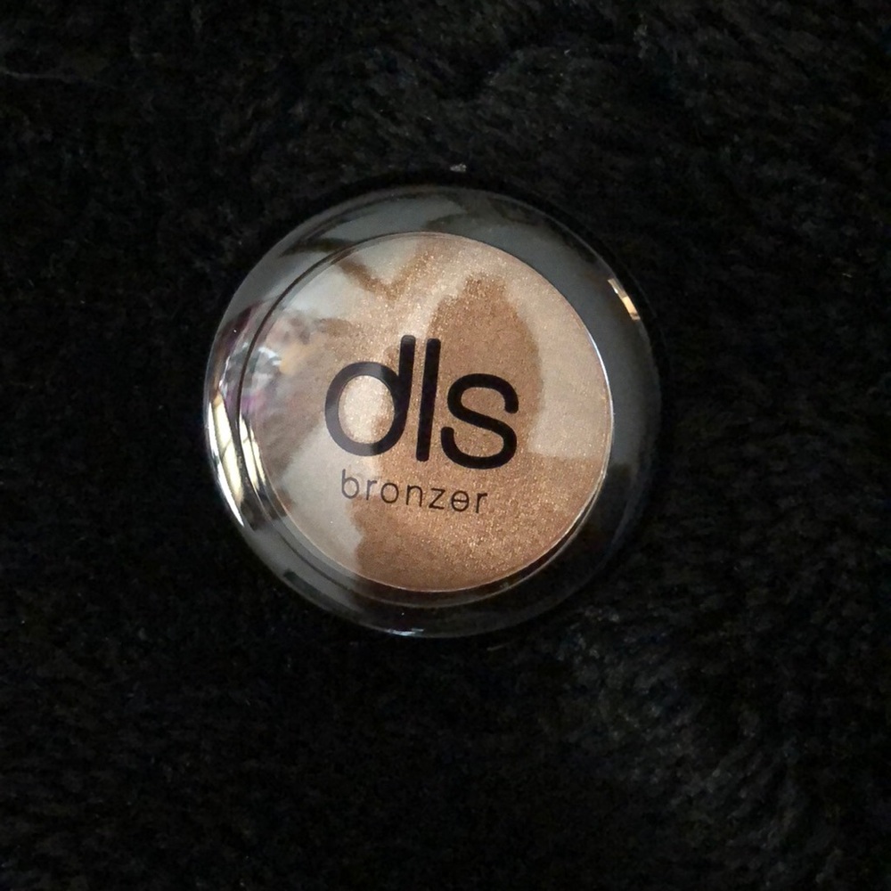 Bronzer/highlighter - Picture 2 of 3